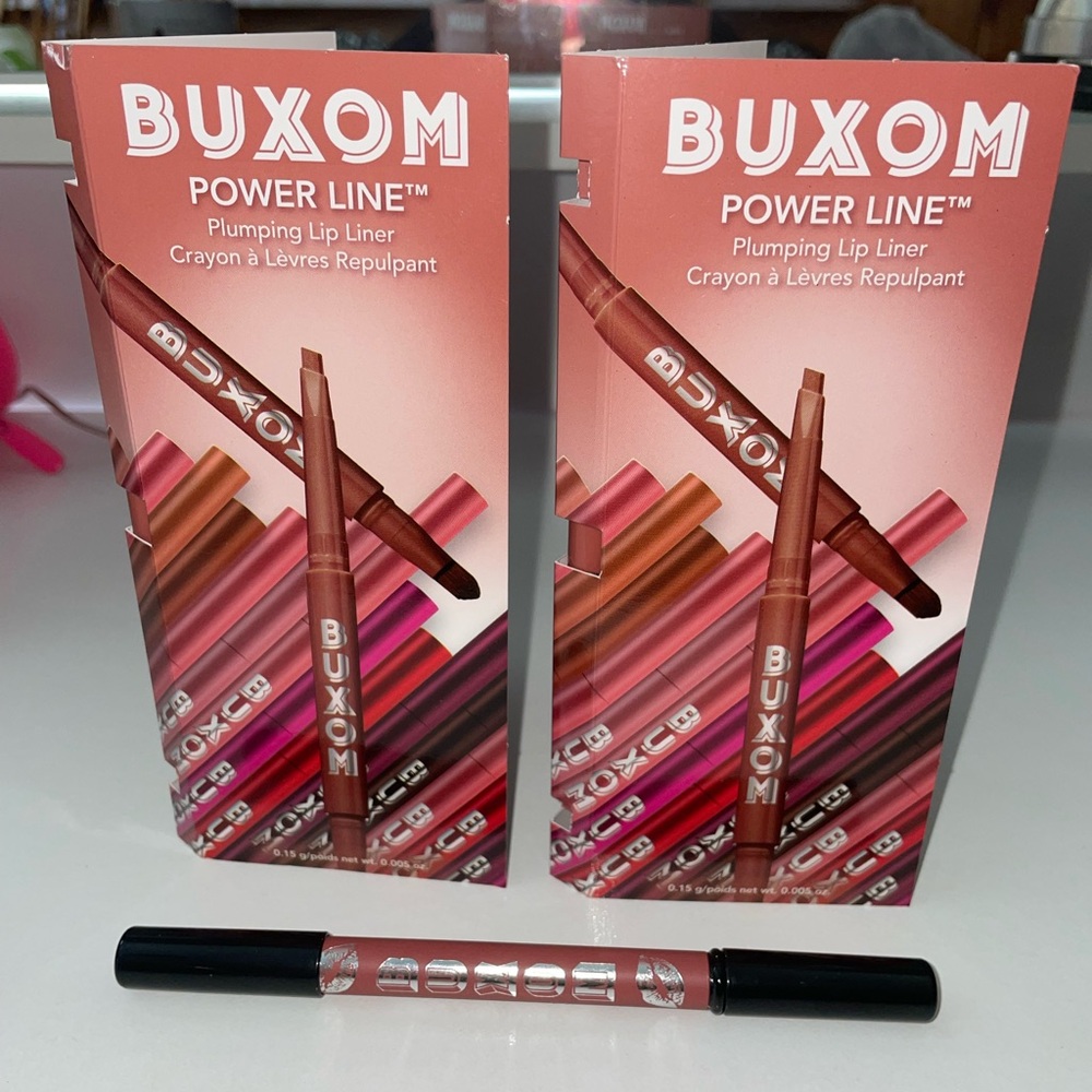 Buxom 🧡